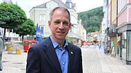 Mark Decker  lebte lange Zeit in der T&uuml;rkei und seit 2019 in Bad Br&uuml;ckenau. Seitdem ist er kommunalpolitisch aktiv.