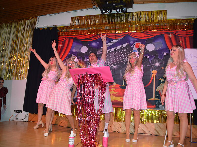 Faschingssitzung in Seubrichshausen 2025Fasching Seubrigshausen 2025 Faschingssitzung in Seubrichshausen 2025Fasching Seubrigshausen 2025
