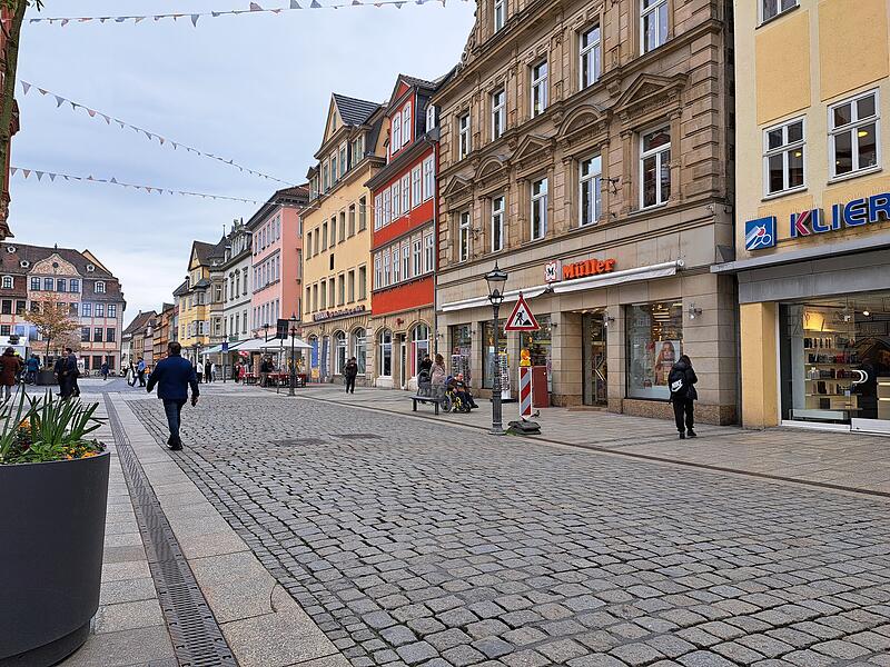 Seit Kurzem stehen sie wieder, die Sitzm&ouml;bel in der Spitalgasse. Ein Projekt, dass 2022 das erste Mal umgesetzt wurde.