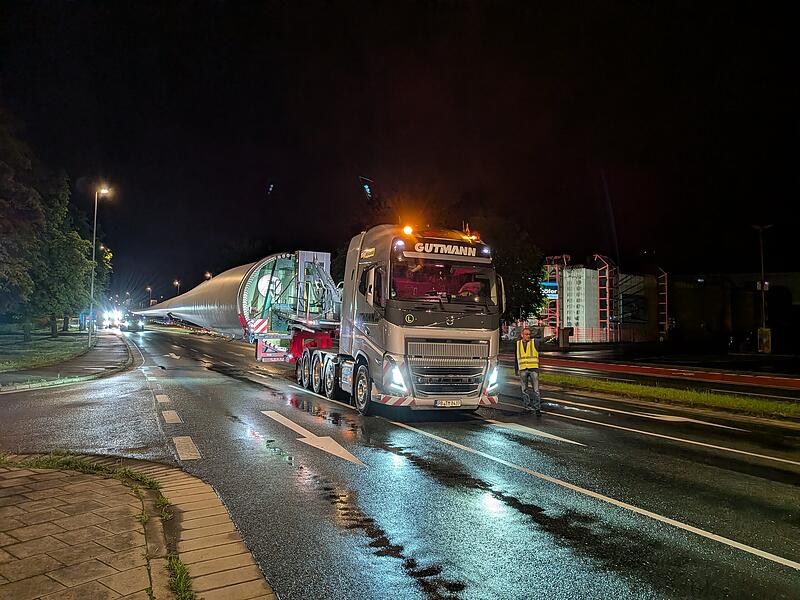 Schwertransport durch Kulmbach