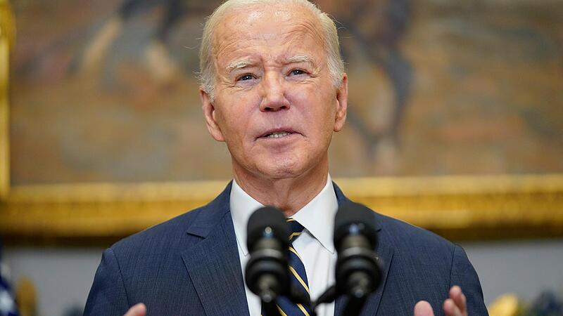 US-Präsident Joe Biden wirft Trump Sabotage der Militärhilfe für die Ukraine vor. Der Deal mit den Republikanern rund um die 60-Milliarden-Dollar-Unterstützung für das Land soll durch Machenschaften Trumps gescheitert sein.