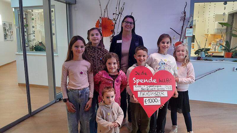 Insgesamt 1.000 Euro haben die Kinder aus Reundorf f&uuml;r das Sternenzelt gesammelt. Von Mai bis September haben sie dazu im Biergarten des Gasthauses Dotterweich getanzt.