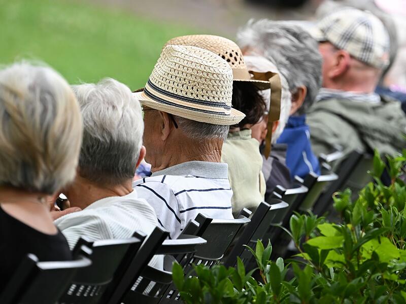 Rentnerinnen und Rentner