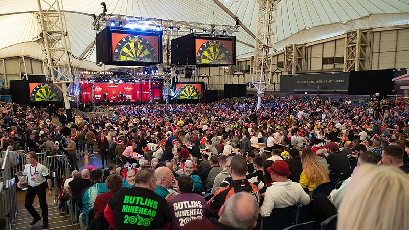 Viele Zuschauer, wenig Preisgeld: Frankens Trio bei den UK Open verpasste geschlossen die dritte Runde.