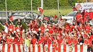 Stolz können die Marktgraitzer auf ihre Anhänger sein, die sie lautstark unterstützen.Relegation: Die besten Fanbilder vom langen Pfingstwochenende Stolz können die Marktgraitzer auf ihre Anhänger sein, die sie lautstark unterstützen.