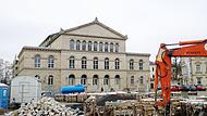 Noch ist das Landestheater Coburg nicht zur Baustelle geworden – der Bund der Steuerzahler kritisiert aber vorsorglich schon mal die Höhe der möglichen Kosten.