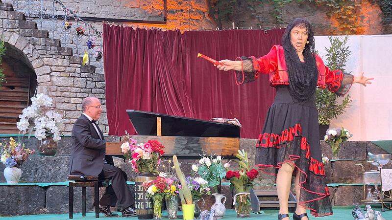 Spectaculum auf Schloss Saaleck zeigt St&uuml;ck Glorious
