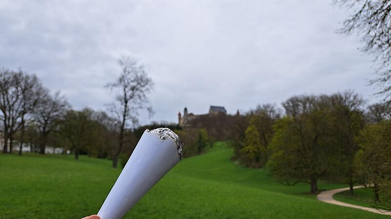 Im hinteren Teil des Hofgartens ist der Cannabis-Konsum seit 1. April laut der Bubatzkarte kein Problem.