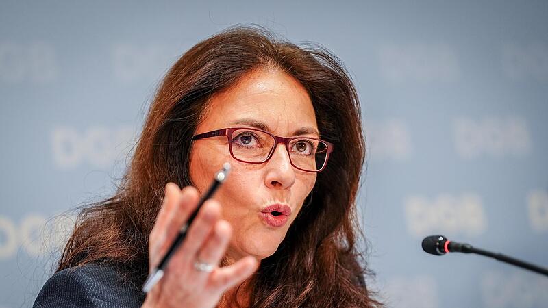 DGB-Vorsitzende Yasmin Fahimi  sieht noch Schwachstellen im Koalitionsvertrag.