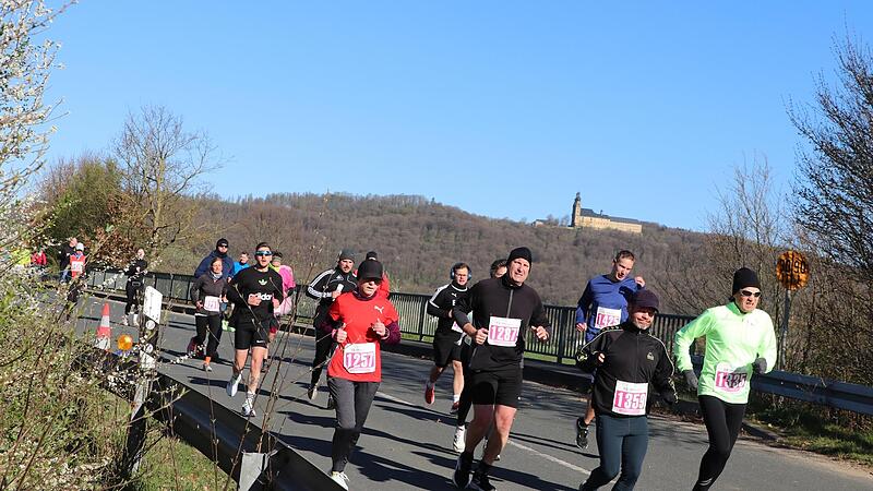 Landschaftsmarathon wird der Lauf am Obermain auch genannt. Bestzeiten sind bei den knackigen Anstiegen nach Kloster Banz, Vierzehnheiligen und den Staffelberg keine zu erwarten.