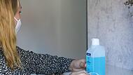 Nicht die Corona-Quarantäne sei das Problem, sagt Lisa K., sondern die Reaktionen der Verwandten und Nachbarn nach überstandener Krankheit.Forchheim & Fränkische Schweiz Nicht die Corona-Quarantäne sei das Problem, sagt Lisa K., sondern die Reaktionen der Verwandten und Nachbarn nach überstandener Krankheit.Forchheim & Fränkische Schweiz