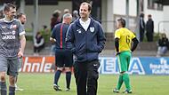 Andreas Schmitz, Trainer (SG) FC Gehülz/ATSV Gehülz, kritisiert an seiner Mannschaft, zu oft hinterherzurennen und viel zu passiv zu sein.