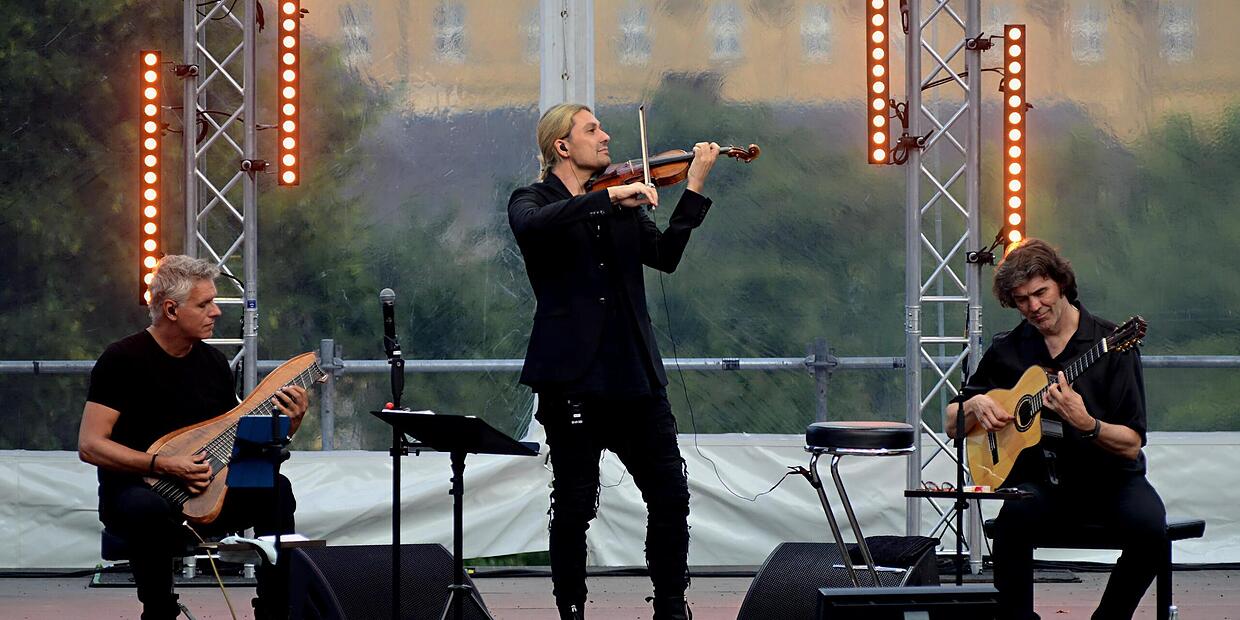  Zuschauer kamen zu spät zum Konzert von David Garrett auf Kloster Banz Illustration 