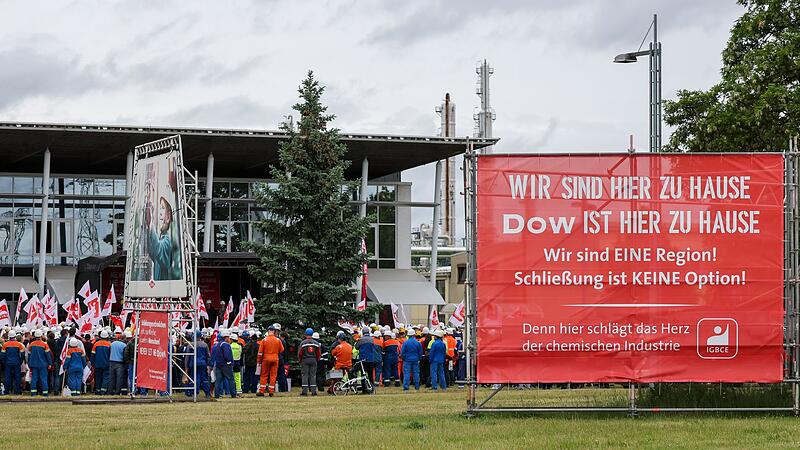 Protest gegen die Stilllegungspläne von Dow Chemical Protest gegen die Stilllegungspläne von Dow Chemical
