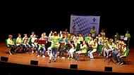 Die jungen Kulmbacher Orchestermusiker mit ihrer Leiterin Julia Weiß beim Bläserwettbewerb in der Alten Kongresshalle in München.