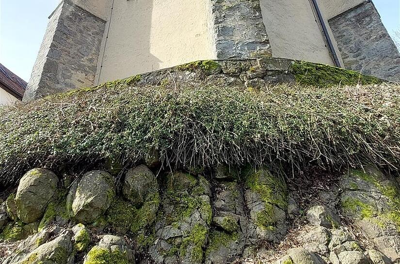Die Wallfahrtskirche Volkersberg wurde direkt auf die Basaltsäulen gebaut.