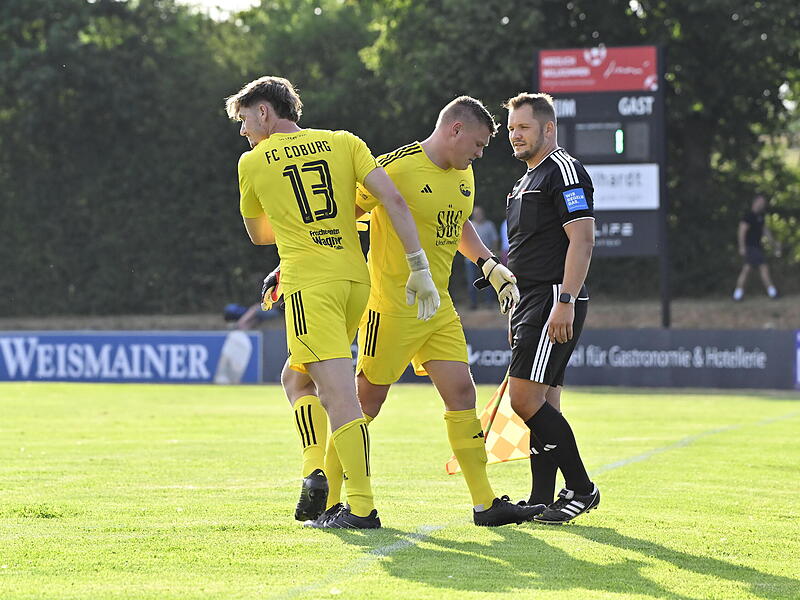 FCC-Keeper Christian Schliebitz (Nummer 13) musste zuletzt bei der Reserve ran - beim 3:8 in Bamberg sogar eine Halbzeit lang als Feldspieler. FCC-Keeper Christian Schliebitz (Nummer 13) musste zuletzt bei der Reserve ran - beim 3:8 in Bamberg sogar eine Halbzeit lang als Feldspieler.