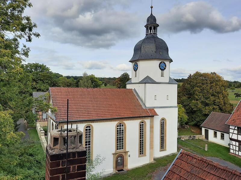 Die Kirche St. Nikolaus in Heldritt Die Kirche St. Nikolaus in Heldritt