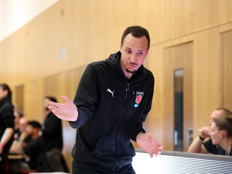 Baskets-Headcoach Samuel Gloser darf zwei talentierte Aufbauspielerinnen in seinem Team begr&uuml;&szlig;en.