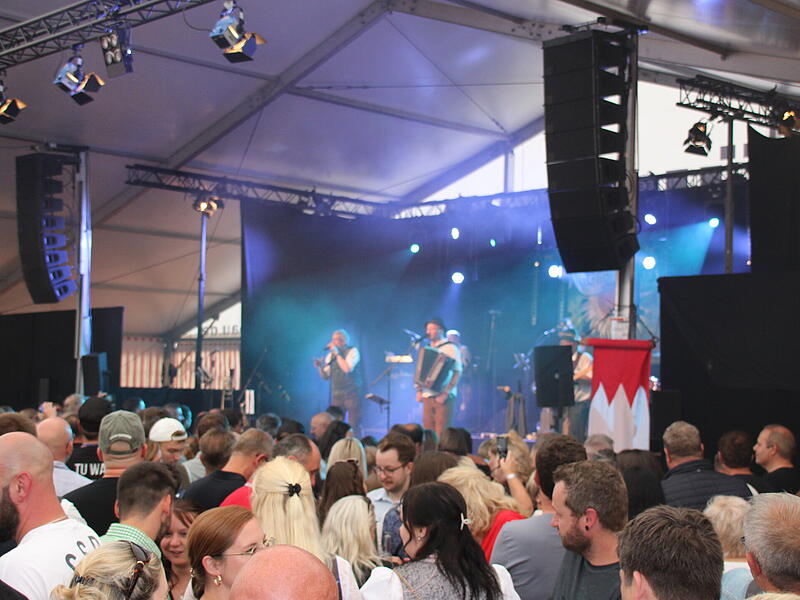 Rh&ouml;n-Festival Wildflecken: Rh&ouml;ner Bluat spielt f&uuml;r die Kissinger H&uuml;tte