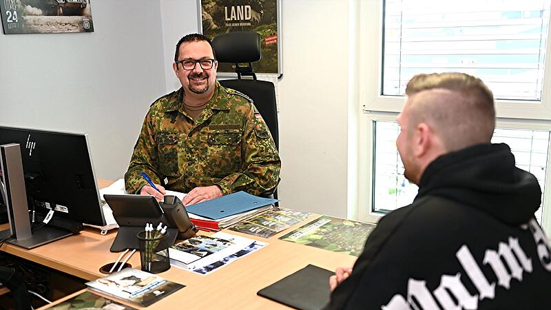 Die Karriereberatung der Bundeswehr sucht neue Soldatinnen und Soldaten in Bamberg Die Karriereberatung der Bundeswehr sucht neue Soldatinnen und Soldaten in Bamberg