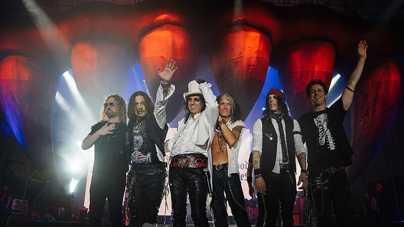 Supergroup Hollywood Vampires: «Rock kann unmöglich sterben» Supergroup Hollywood Vampires: «Rock kann unmöglich sterben»