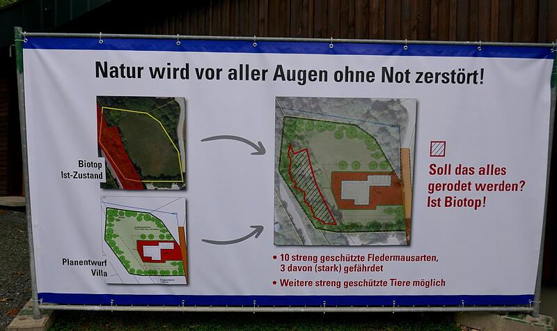 Infoveranstaltung gegen Bebauungsplan "Am Steilweg" Trebgast Hier werden der Planentwurf für das 6000-Quadratmeter-Grundstück und die Argumente dagegen aufgezeigt.Dieter Hübner