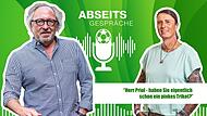 Abseitsgespräche: Kabarettist und Fußball-Fan Urban Priol im Gespräch mit Michi Bauer. Abseitsgespräche: Kabarettist und Fußball-Fan Urban Priol im Gespräch mit Michi Bauer.