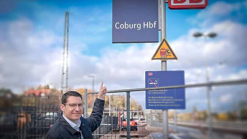 Neues Schild: Wird aus Bahnhof Coburg ein Hauptbahnhof