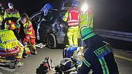 Der Autofahrer wurde bei dem Unfall schwer verletzt.