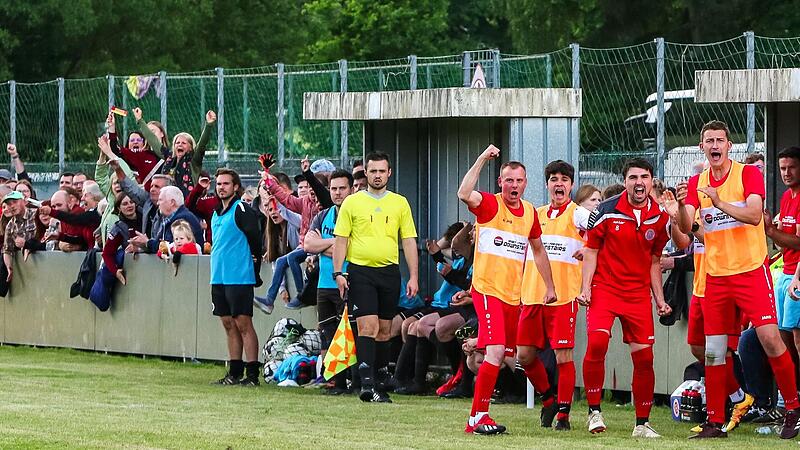 Geschafft: Mit dem 5:1-Sieg im Relegationsspiel gegen den TSV Thurnau hat der SV Fortuna Untersteinach den Klassenerhalt in der Kreisklasse   nachtr&auml;glich erreicht.
