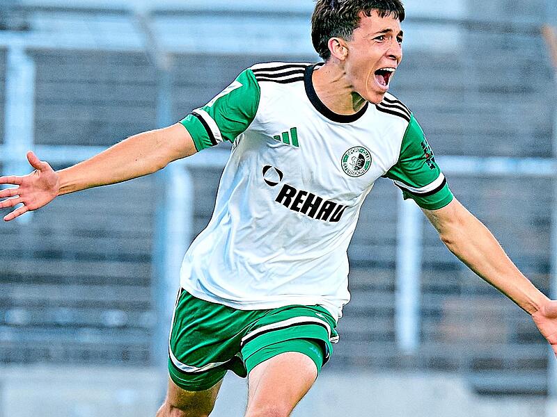 Leo Sommer erzielte den Siegtreffer. Sportfoto ZinkForchheim & Fr&auml;nkische Schweiz