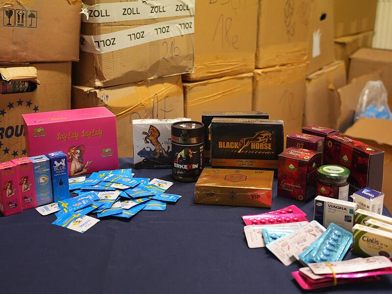 Zoll stellt mehr als 50.000 nicht erlaubte Potenzmittel sicher Zoll stellt mehr als 50.000 nicht erlaubte Potenzmittel sicher