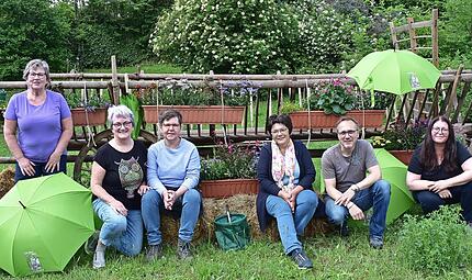 Den Vereinsvorstand bilden (v.&nbsp;l.) Ingrid Steger, Margot Hopfeng&auml;rtner, Christine Vogel, Gudrun P&ouml;hner, Markus Schneider und Helga Pristovnik.