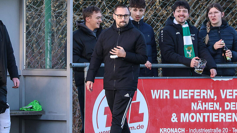 Seit dieser Saison Cheftrainer bei der SG Wolfers-/Neuengr&uuml;n/Nurn: Dennis Hader