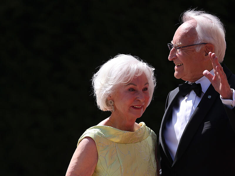 Edmund Stoiber, ehemaliger Ministerpräsident Bayerns, und seine Frau Karin