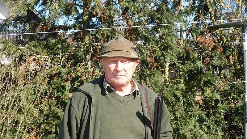 Seit 50 Jahren Jagdpächter im Revier Waldau und seit 62 Jahren Jäger: Horst Fuchs. Seit 50 Jahren Jagdpächter im Revier Waldau und seit 62 Jahren Jäger: Horst Fuchs.