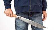 Weil er eine Machete quer durchs Zimmer geworfen hatte, stand ein Kulmbacher vor dem Landgericht. Weil er eine Machete quer durchs Zimmer geworfen hatte, stand ein Kulmbacher vor dem Landgericht.