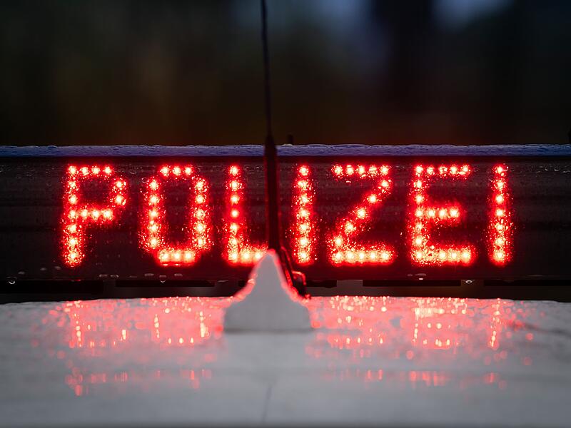 Auto &uuml;berschl&auml;gt sich bei Dippoldiswalde