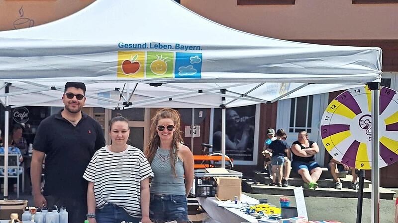 Für Spaß und Bewegung wirbt der Stand von Klimaschutzmanagement und Gesundheitsamt des Landkreises Lichtenfels. Für Spaß und Bewegung wirbt der Stand von Klimaschutzmanagement und Gesundheitsamt des Landkreises Lichtenfels.