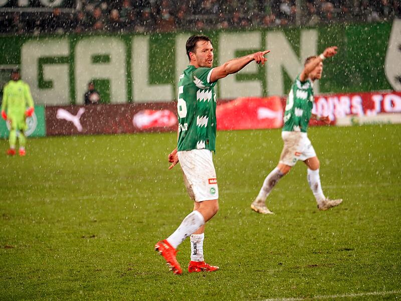 Lukas G&ouml;rtler (hier beim Heimspiel gegen die Grashoppers Z&uuml;rich im Februar) f&uuml;hrte den FC St. Gallen mit seinem F&uuml;hrungstreffer in das Finale des Schweizer Pokals.
