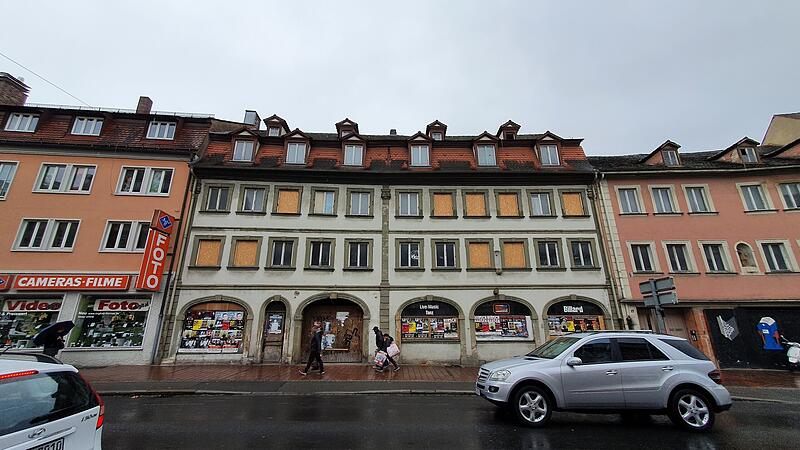 Auch von außen machen die vernagelten Fenster des einstigen Gasthauses Roter Ochse keinen schönen Eindruck.