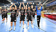 Die Spieler des HC Erlangen - hier nach dem Bundesliga-Sieg in Bietigheim - haben ein Vorbereitungsturnier gewonnen.