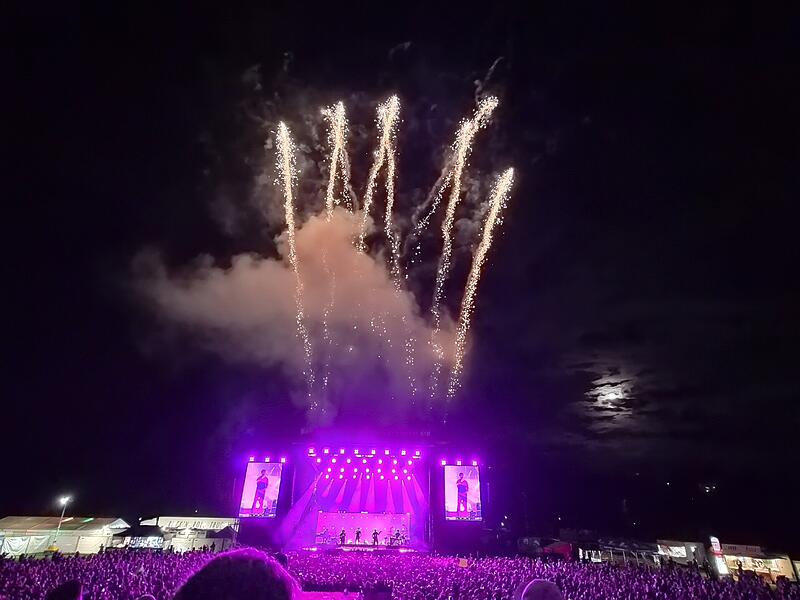 Wincent Weiss beim Open Air in Bad Kissingen
