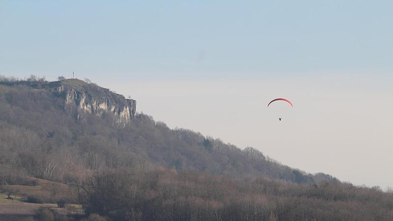 Der 33-Jährige kam in einer Felsspalte zum Liegen.Forchheim & Fränkische Schweiz