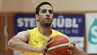 Nach 17 Jahren in höherklassigen Basketball-Ligen hat Daniel Schmidt einen Schlussstrich gezogen. Dem TSV Tröster Breitengüßbach bleibt der 32-Jährige aber als Co-Trainer des ProB-Teams erhalten.