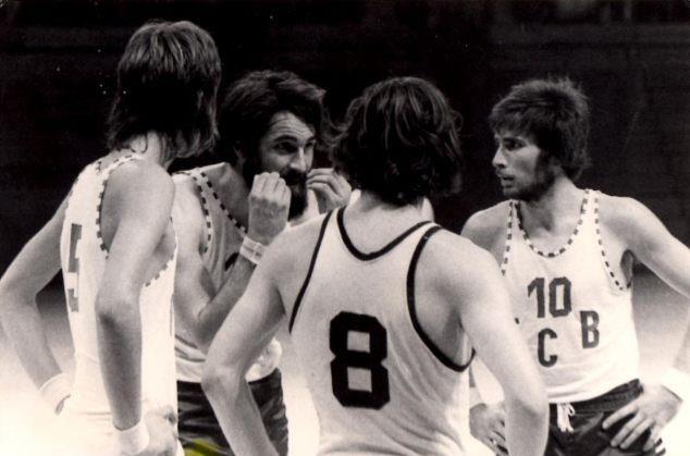 Zähnung Stand Elefant schlachtrufe basketball Komprimieren