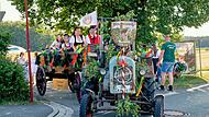 Kerwa in Amlingstadt: Mit dem Bulldog auf dem Festumzug.