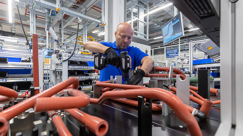 Verdienter Mitarbeiter bei Bosch: Arbeiten an der Brennstoffzelle