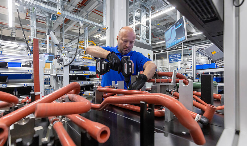 Verdienter Mitarbeiter bei Bosch: Arbeiten an der Brennstoffzelle